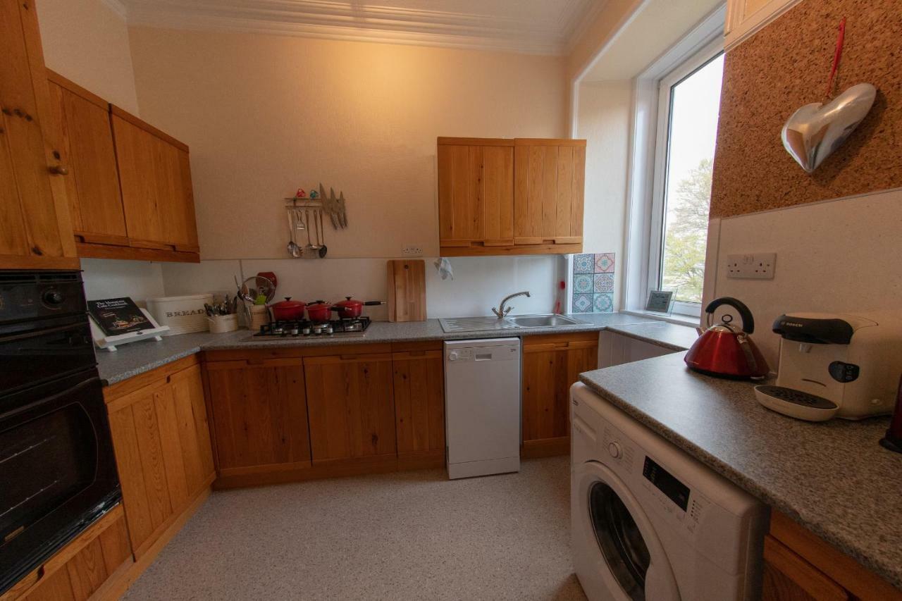 Period House / Entire Upstairs Flat Apartman Inverness Kültér fotó